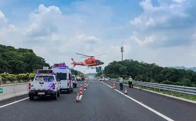 唐县高速公路汽车救援案例